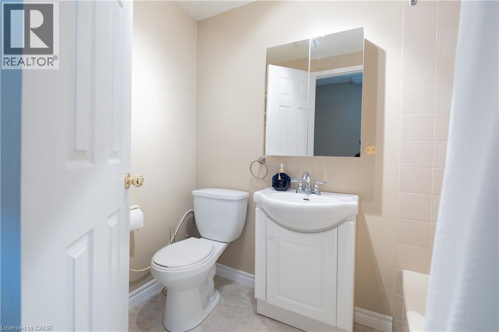 LOWER-442 WOODS Lane, Cambridge, Ontario, N3H5J4 — Photo 20