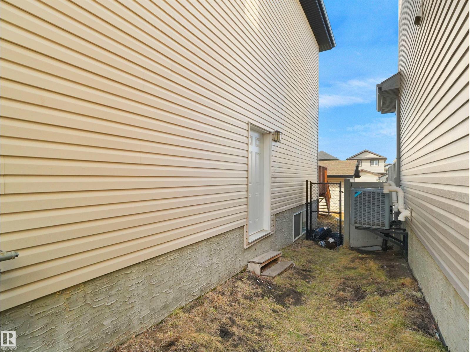 5192 1B AVENUE SW SW, Edmonton