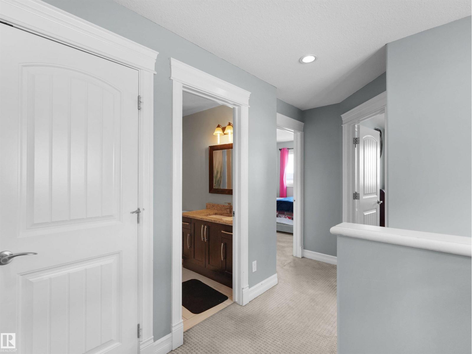 5192 1B AVENUE SW SW, Edmonton