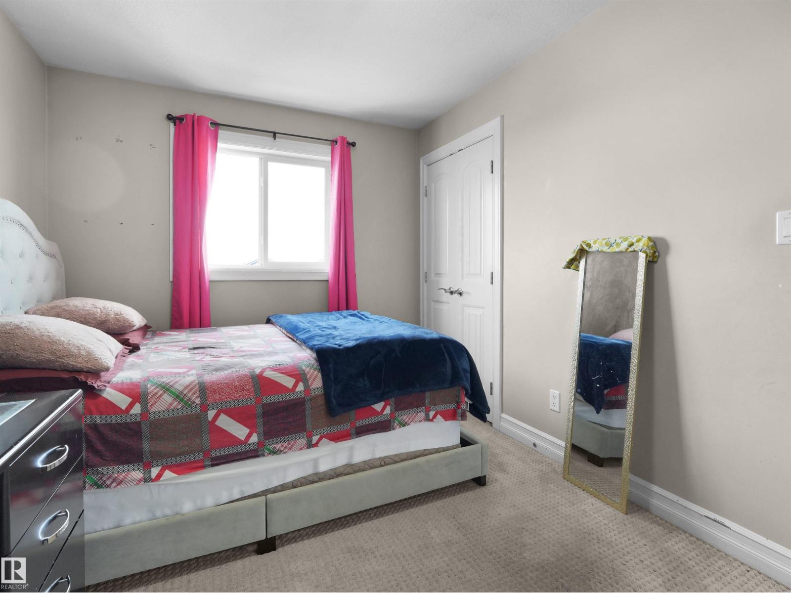 5192 1B AVENUE SW SW, Edmonton