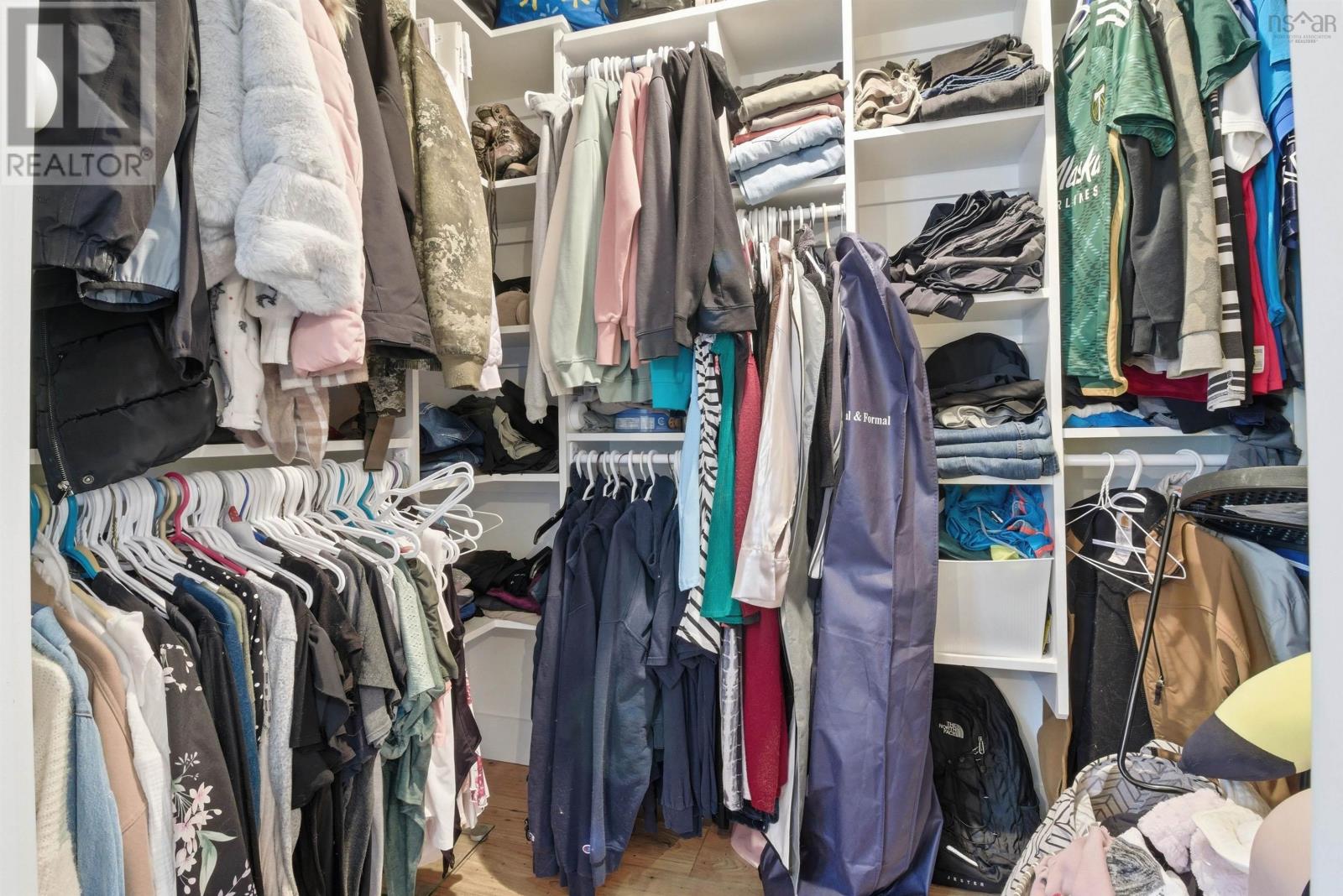 Property 20 of 36 of 131 Morning Breeze Drive