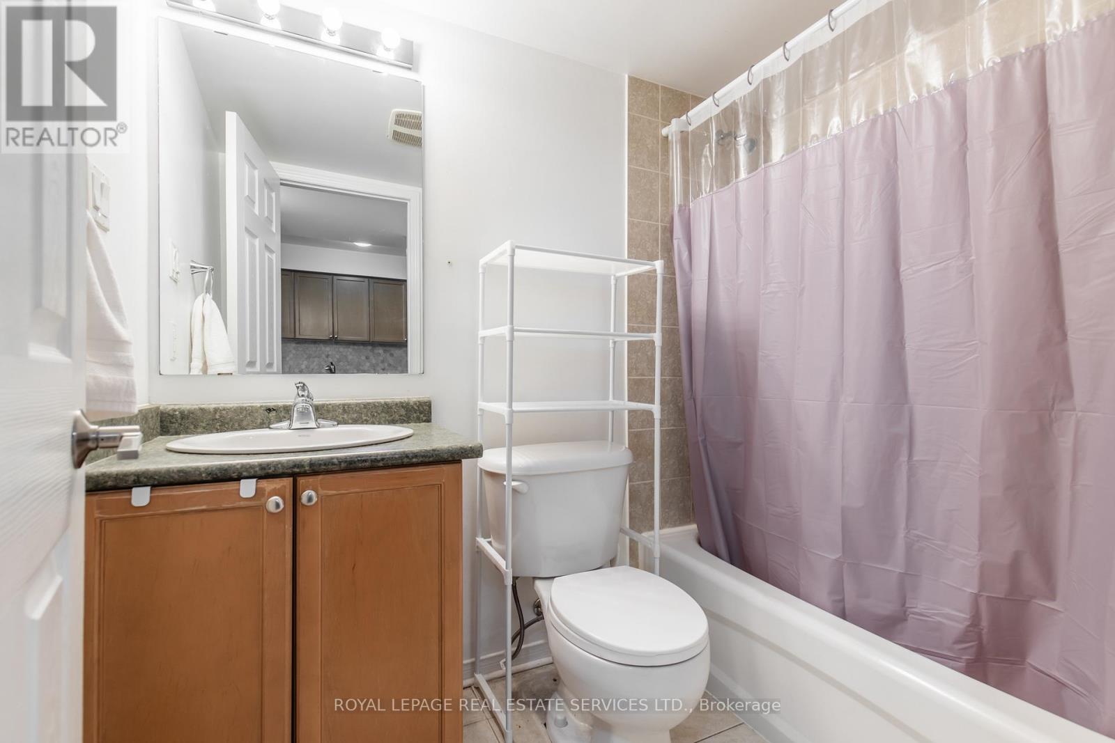 #272 4975 SOUTHAMPTON DRIVE - 19