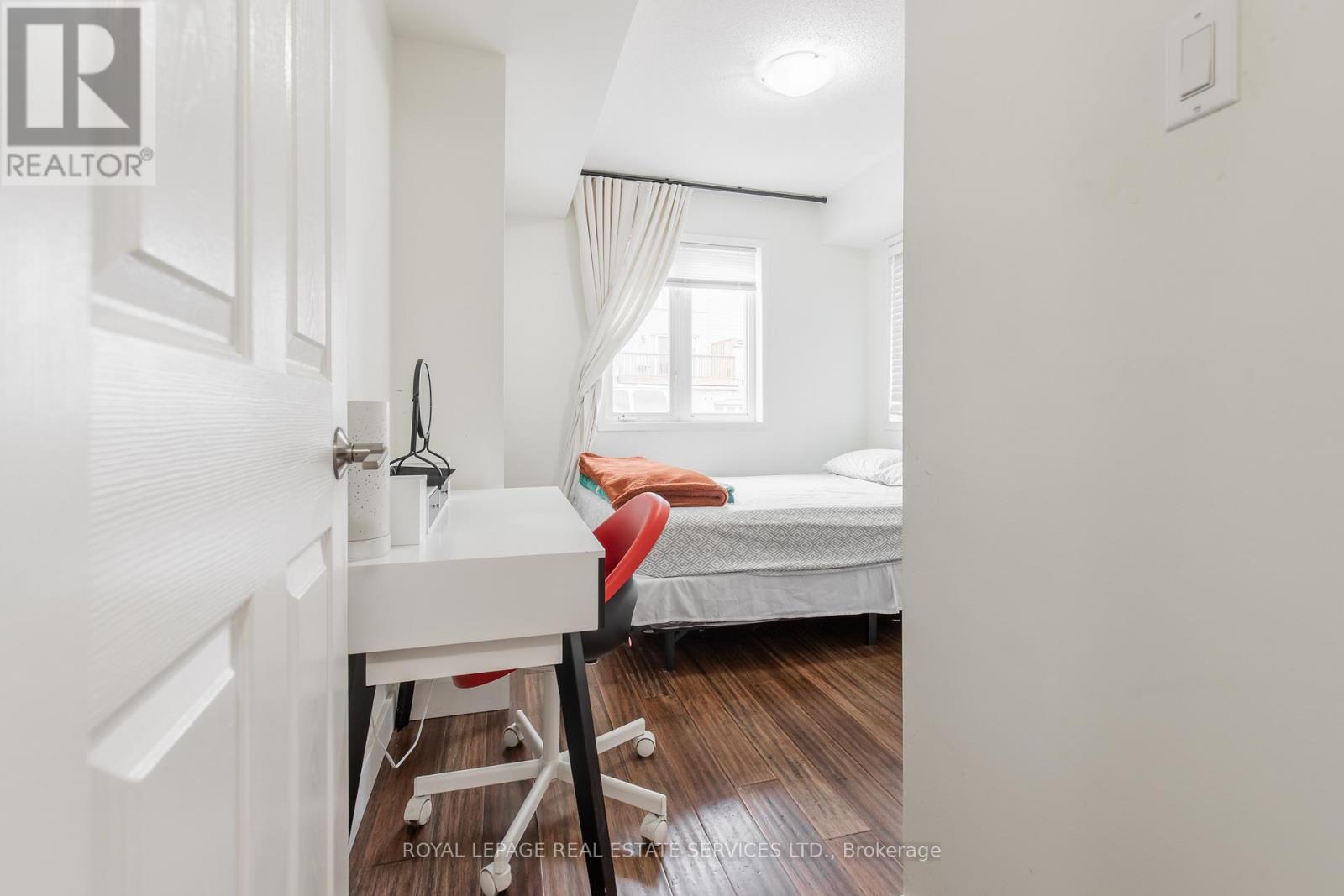#272 4975 SOUTHAMPTON DRIVE - 26