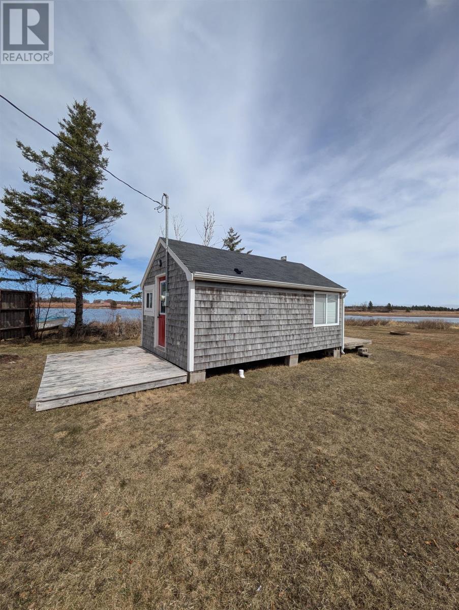 46 ANNE COURT - 14