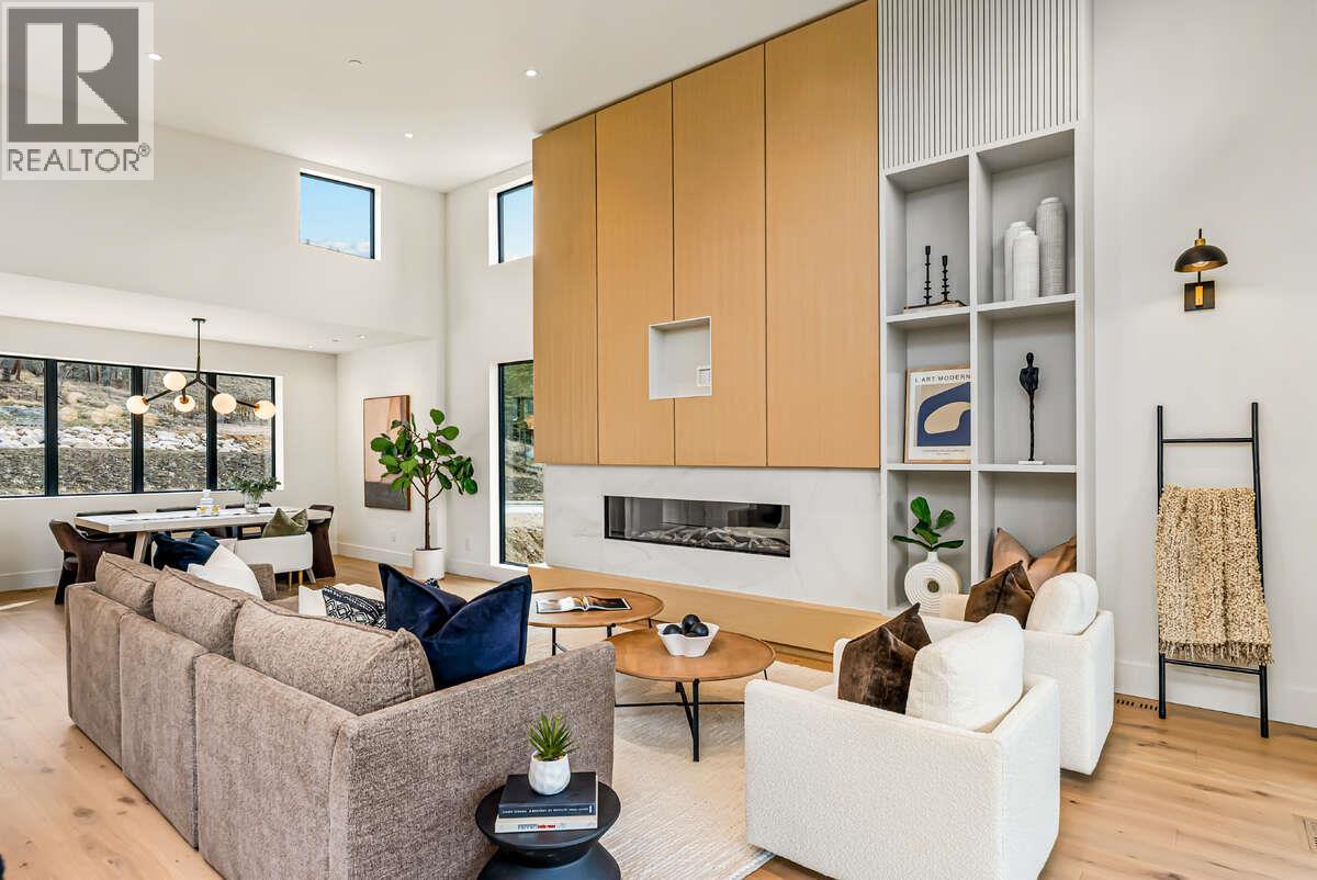  862 Predator Ridge Drive, Vernon