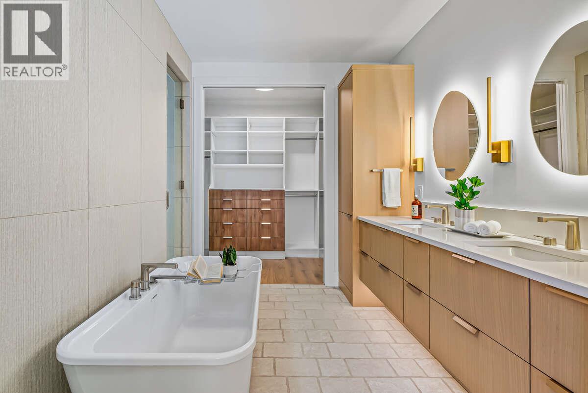  862 Predator Ridge Drive, Vernon