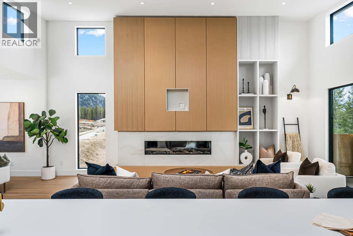  862 Predator Ridge Drive, Vernon