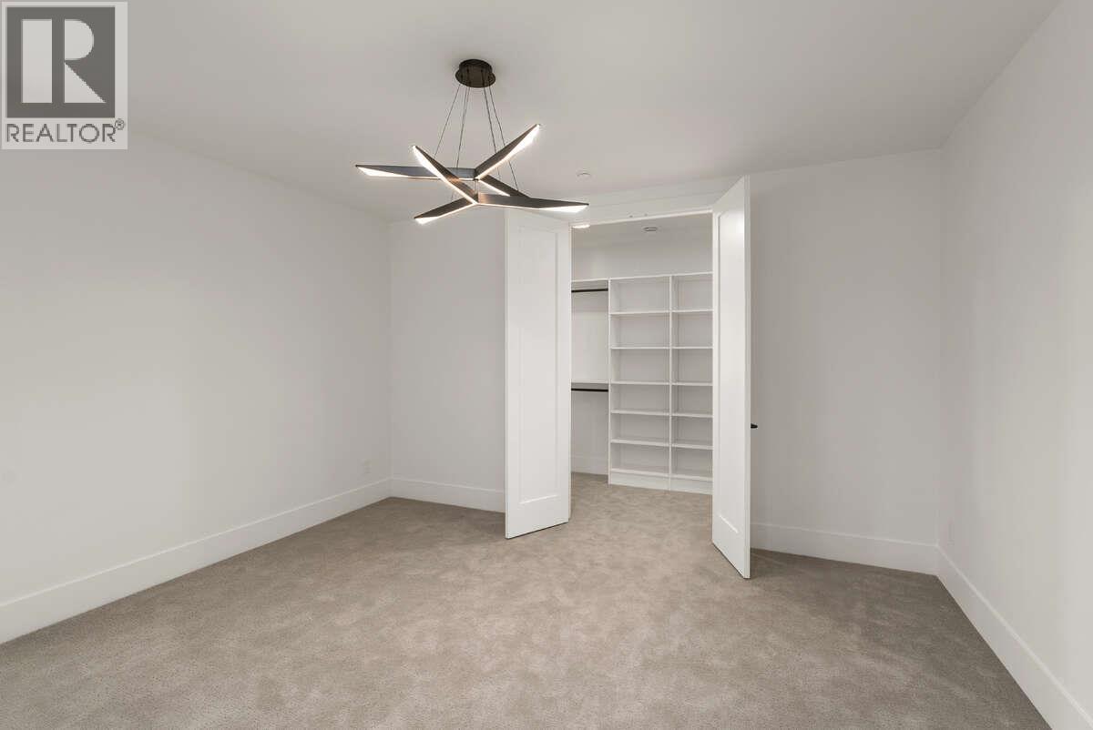  866 Predator Ridge Drive, Vernon