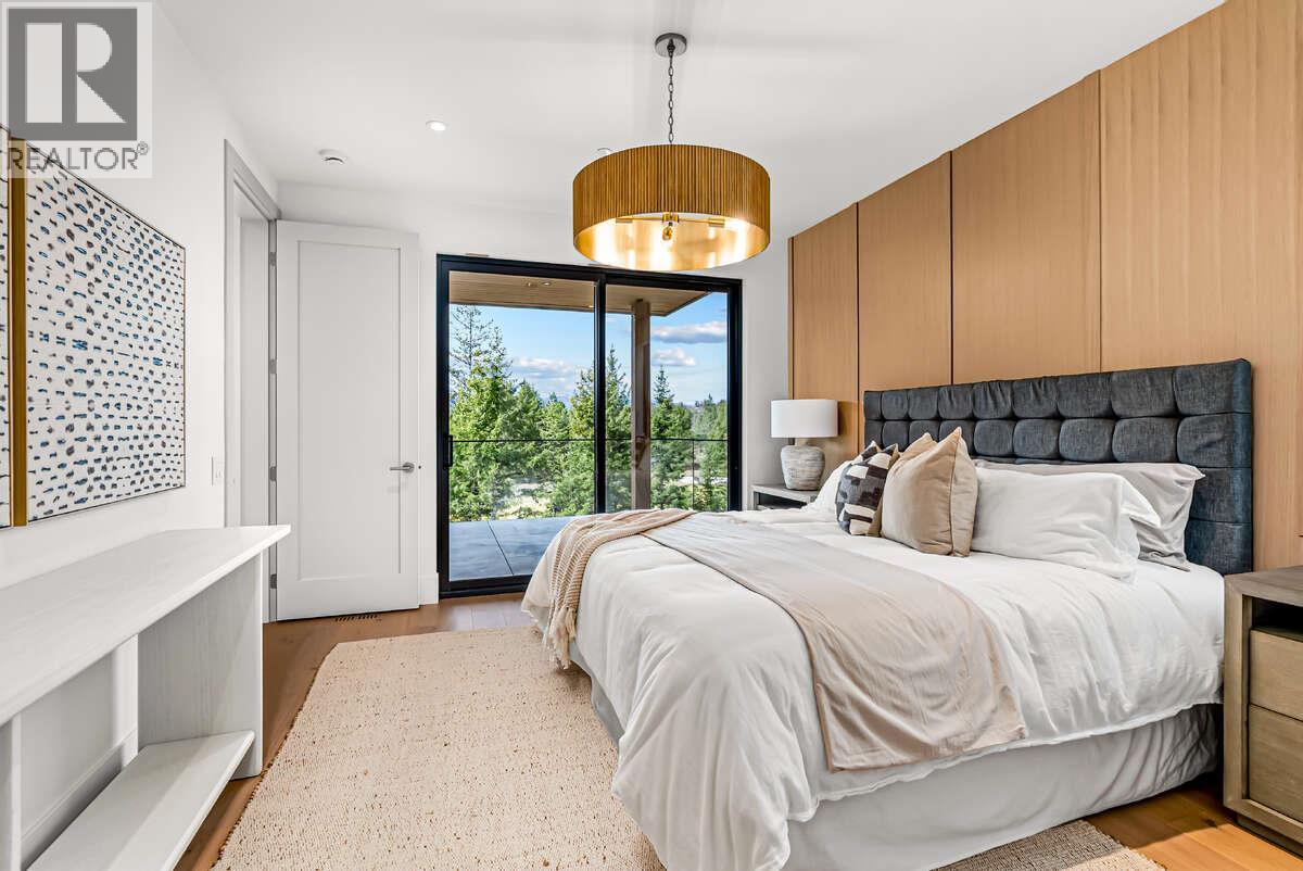  862 Predator Ridge Drive, Vernon