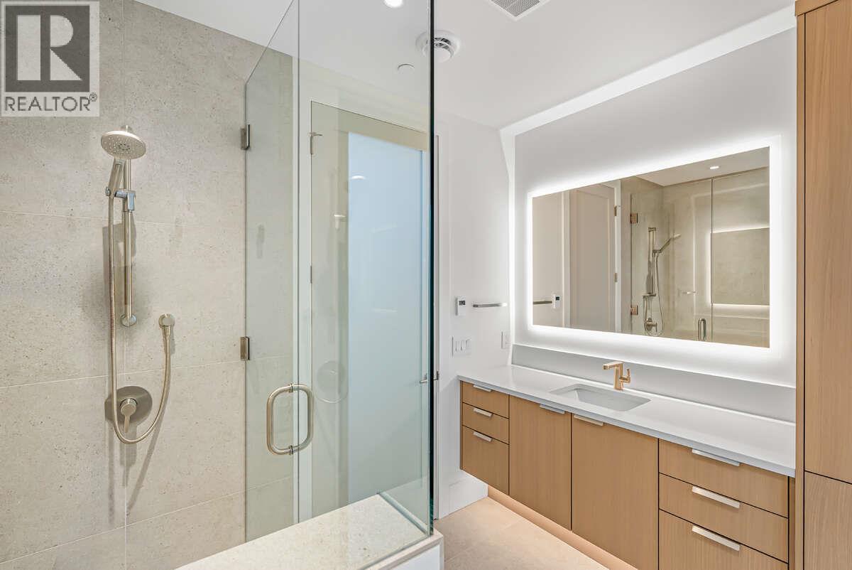  862 Predator Ridge Drive, Vernon