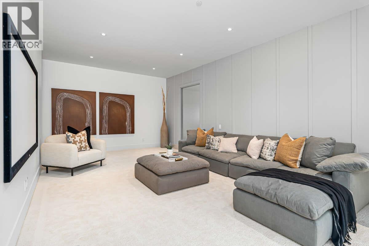  862 Predator Ridge Drive, Vernon