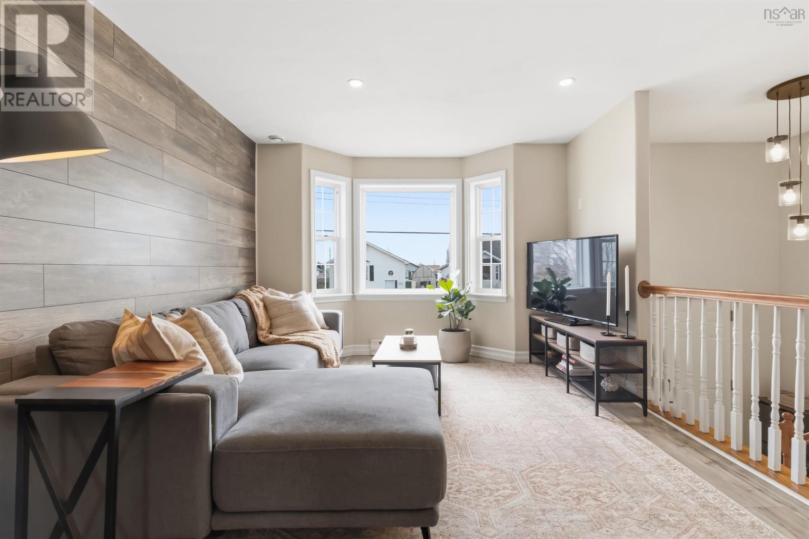 Property 6 of 39 of 131 Serop Crescent