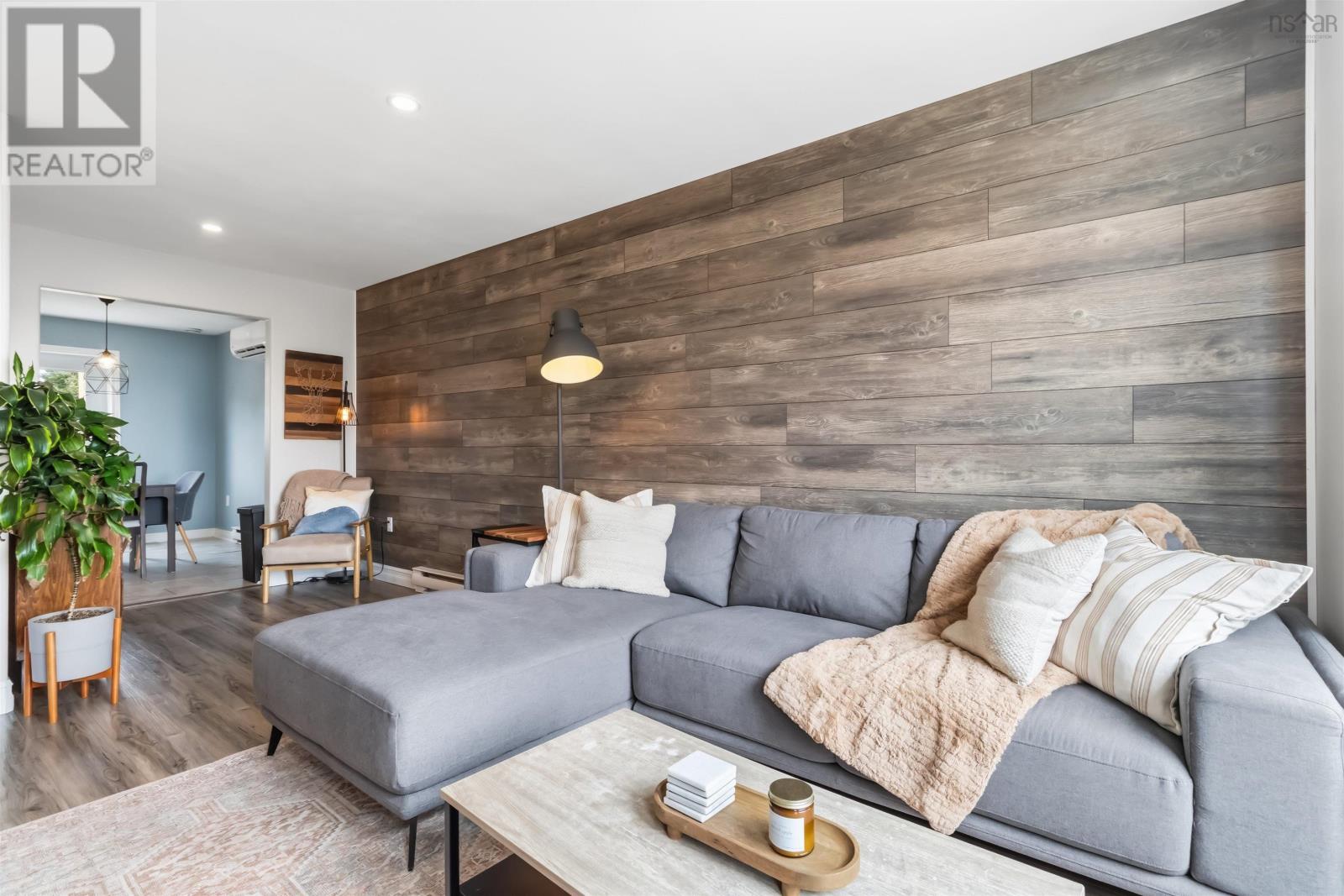 Property 7 of 39 of 131 Serop Crescent