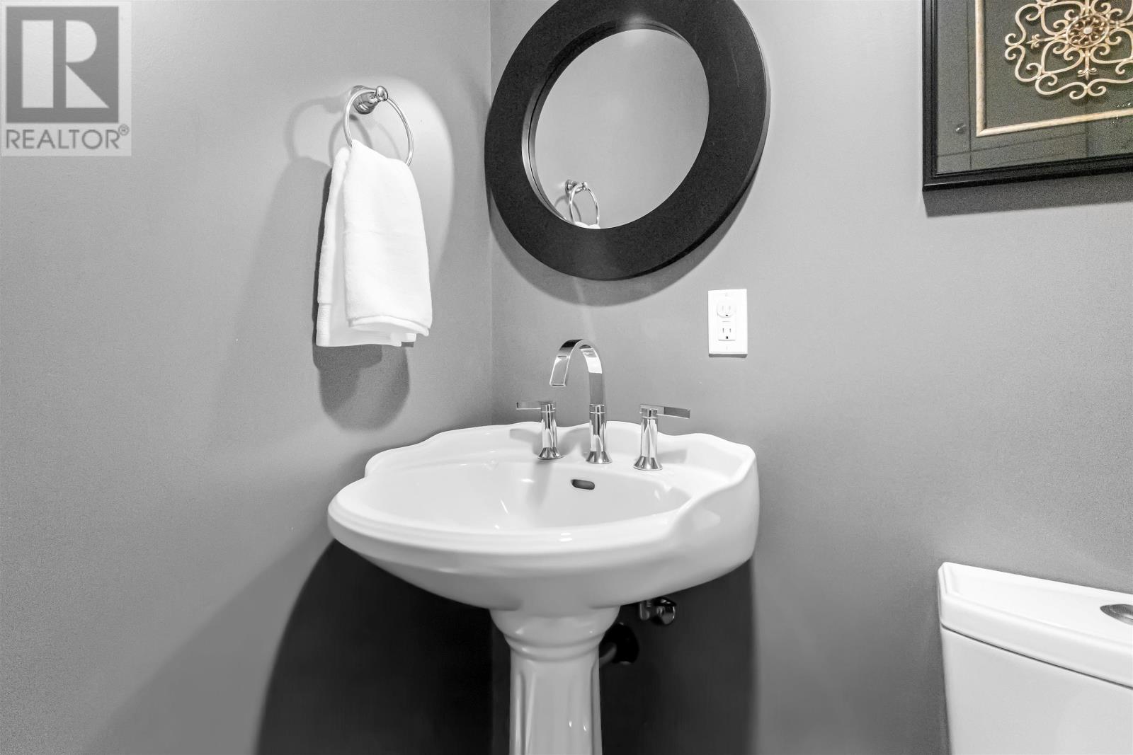 Property 12 of 49 of 102 Ingram Drive