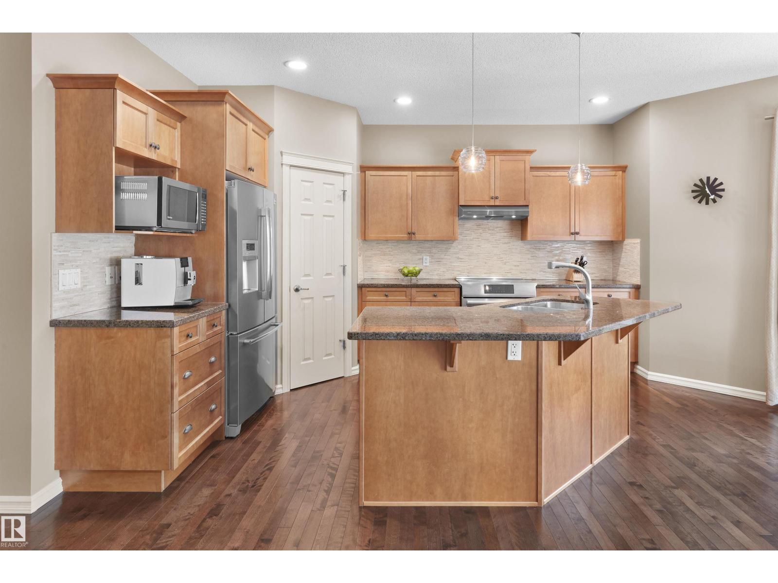 4903 213 ST NW, Edmonton