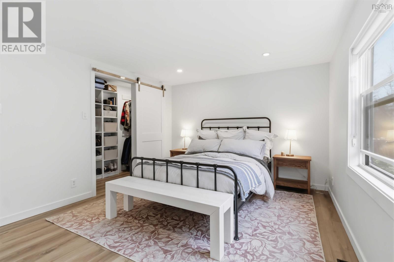 Property 34 of 52 of 87 Mount Pleasant Road