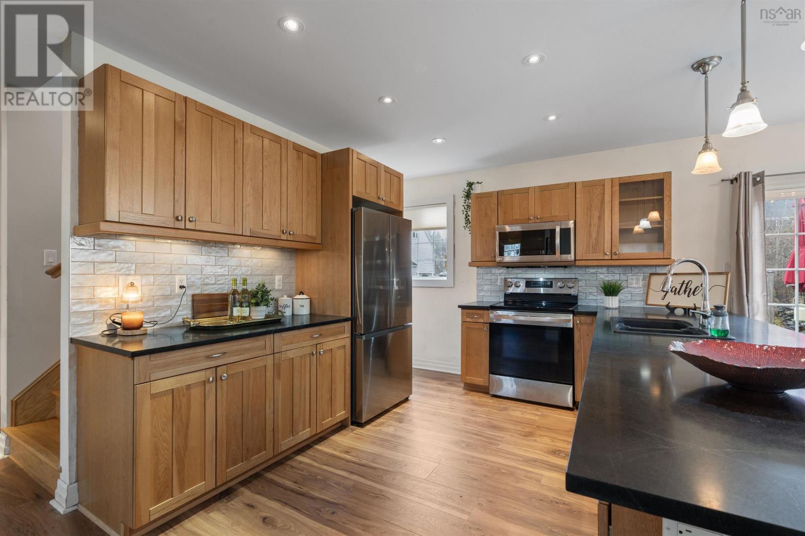 Property 25 of 50 of 6705 Quinpool Road