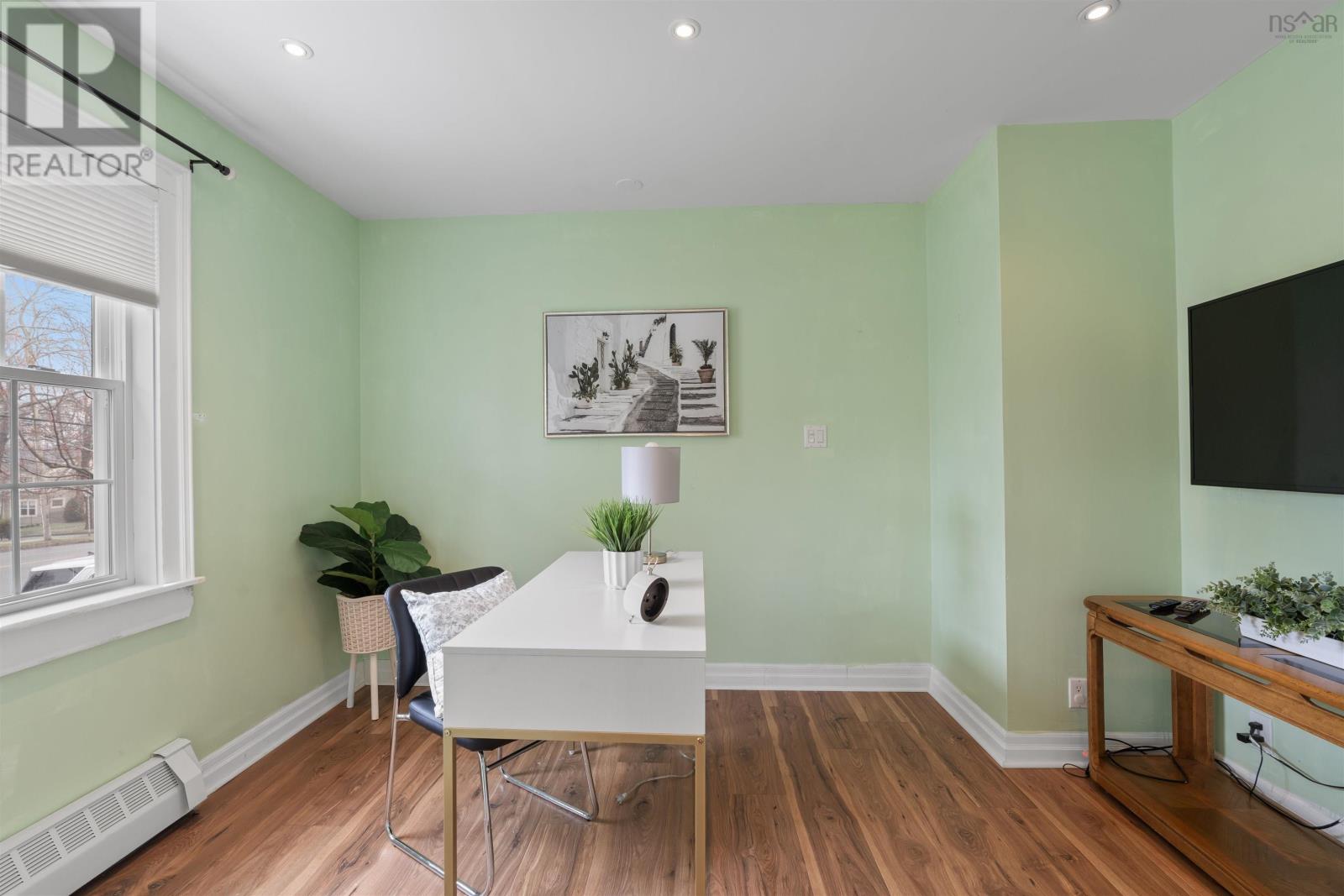 Property 28 of 50 of 6705 Quinpool Road