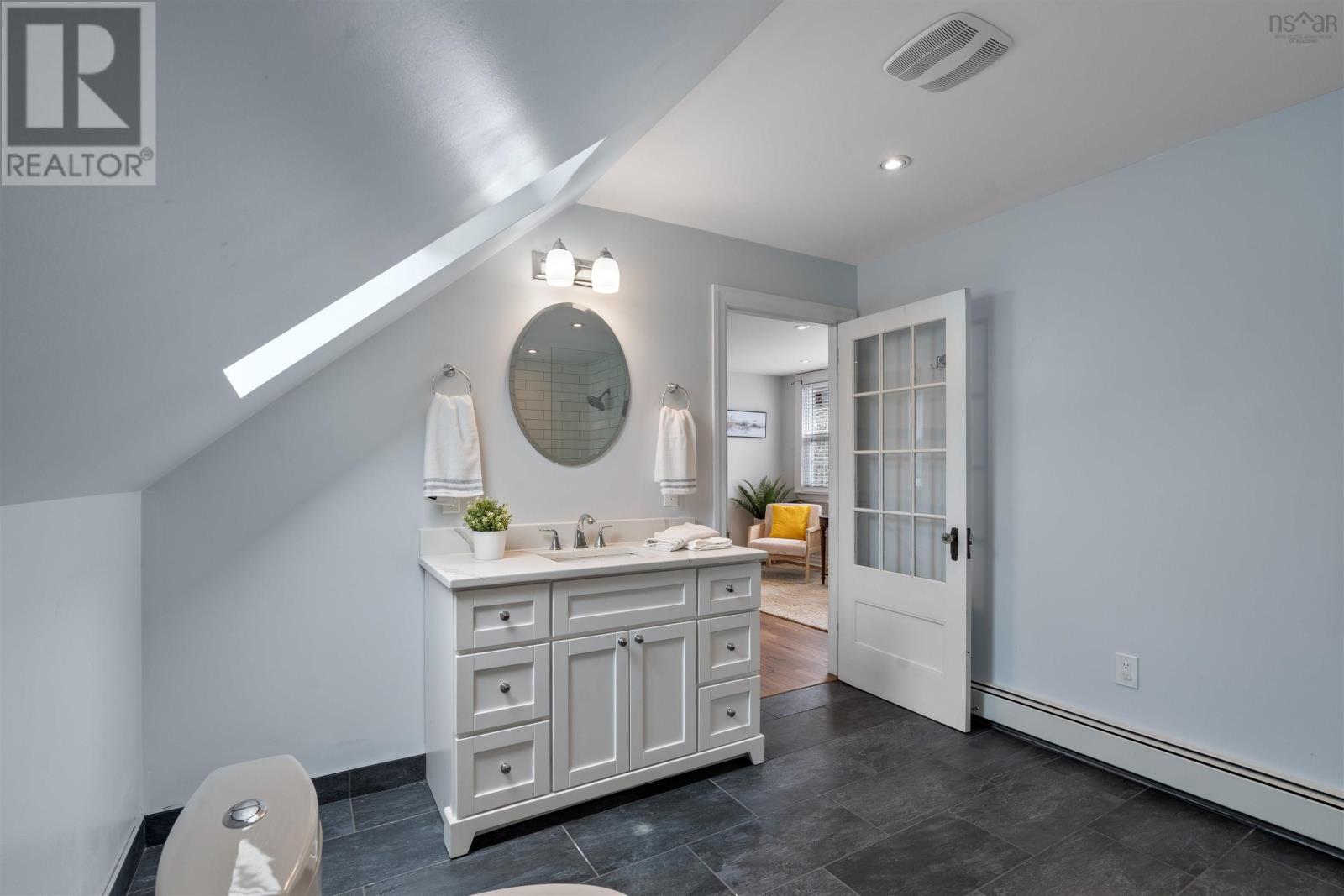 Property 42 of 50 of 6705 Quinpool Road