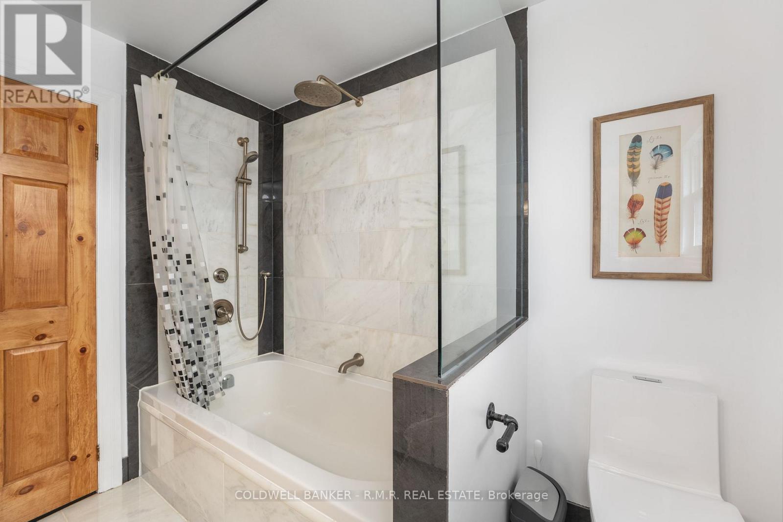 126 PARK STREET — photo 30