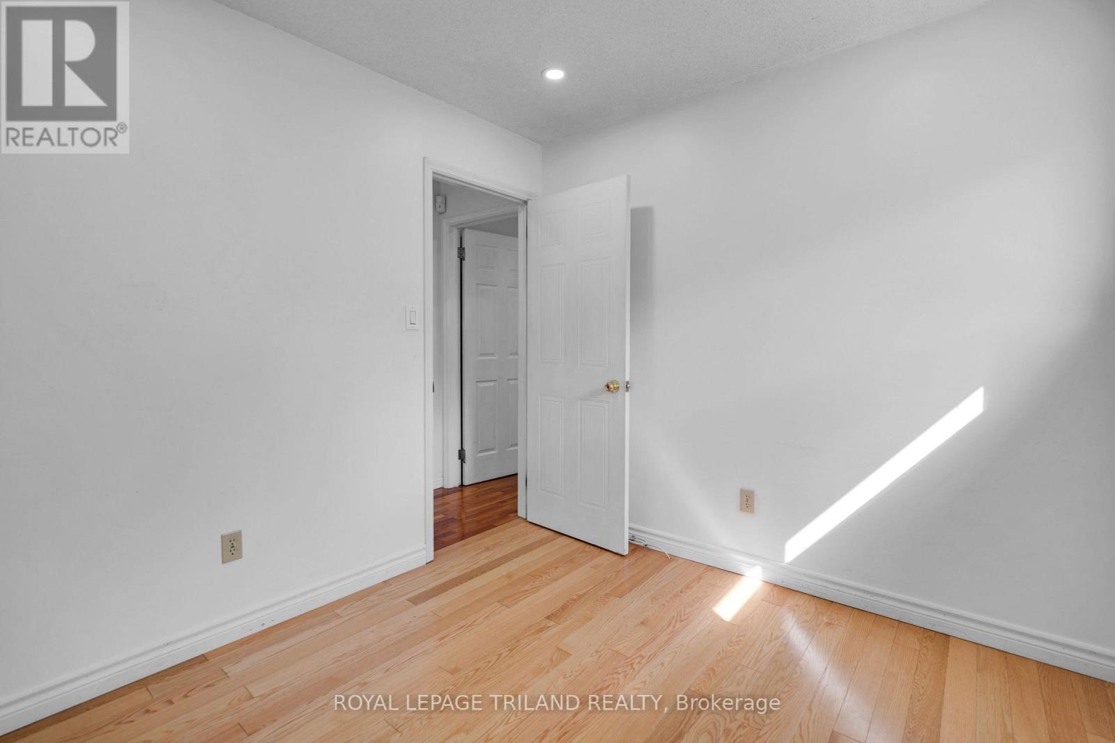 92 ARDSLEY ROAD, London North (North I), Ontario, N6G3W4 — Photo 12