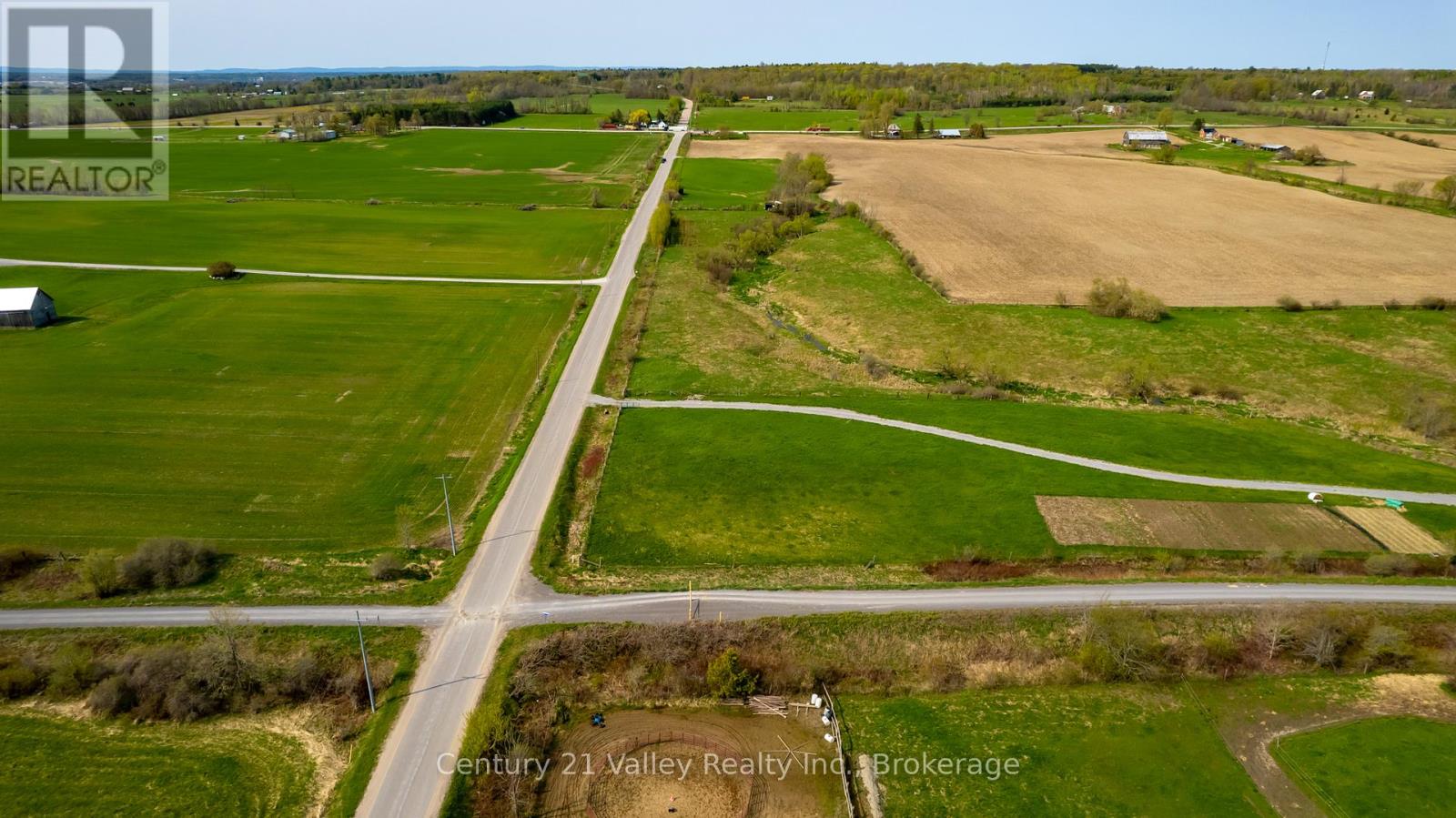 154 CORNERVIEW ROAD — photo 33