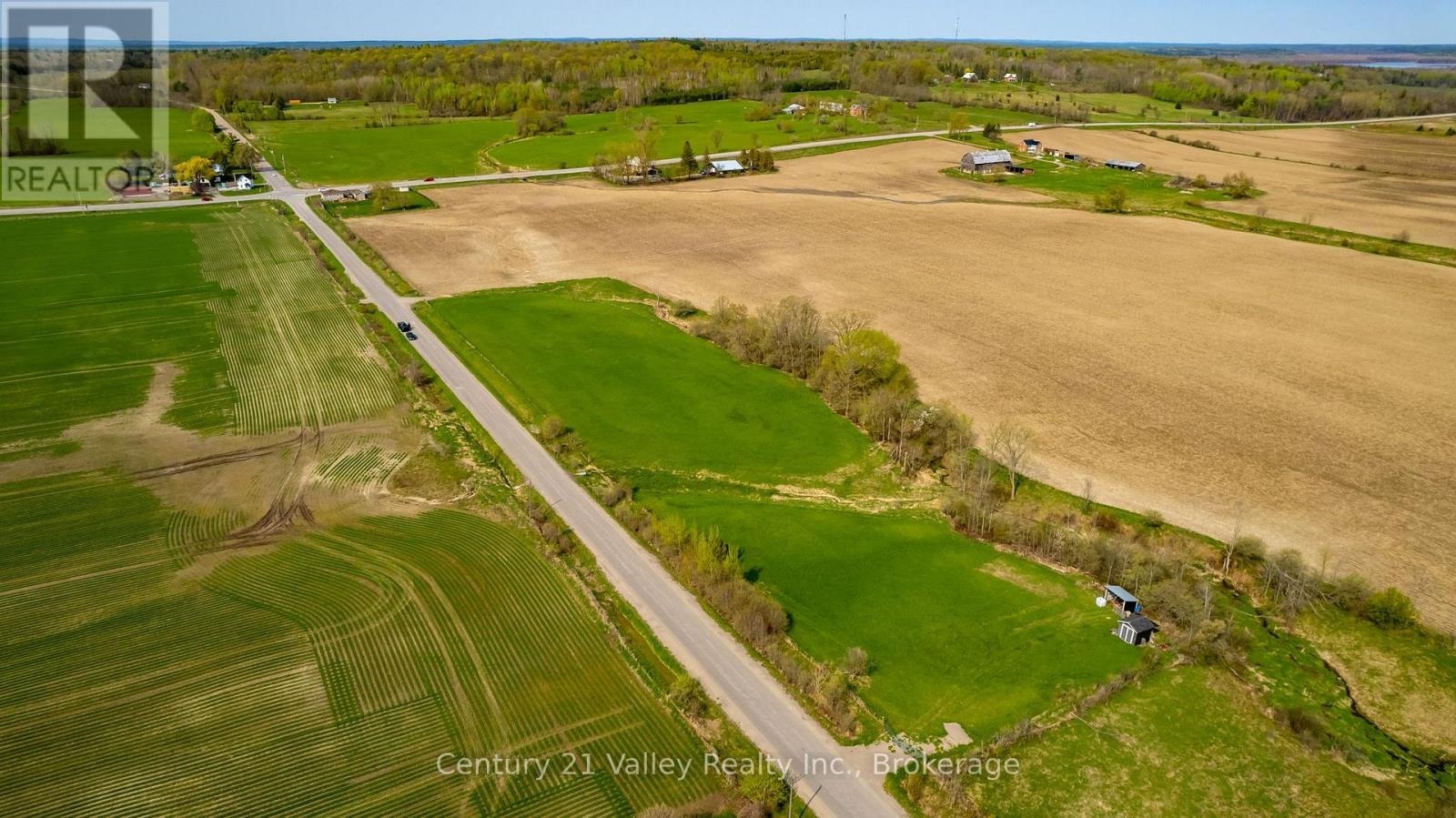 154 CORNERVIEW ROAD — photo 37