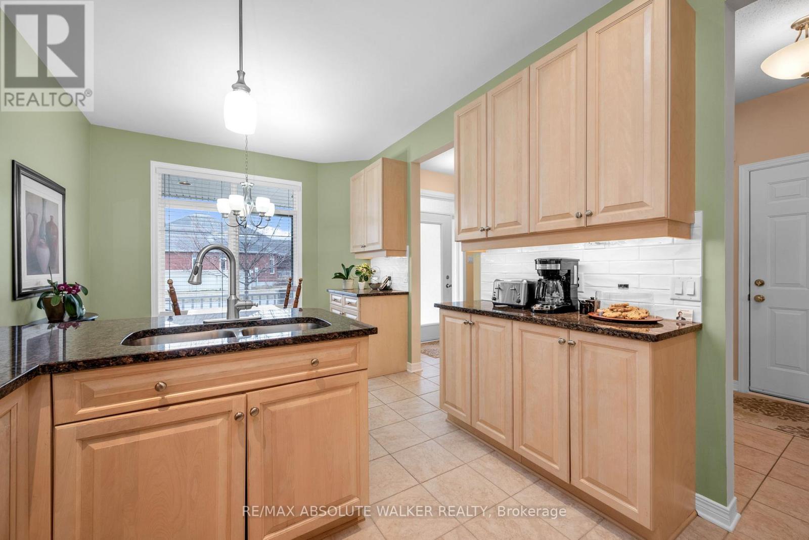 831 SCALA AVENUE — photo 15