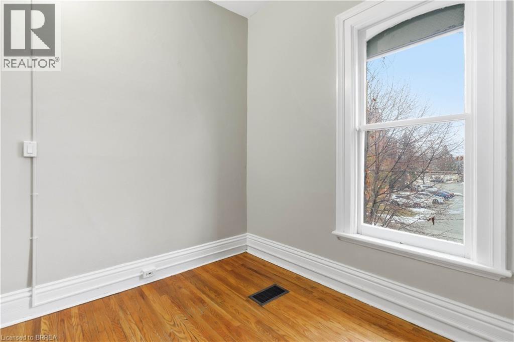 74 PEARL Street - 26