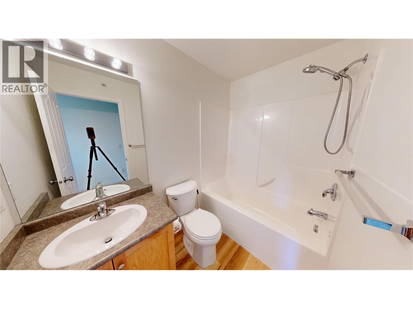 #306 4769 Forsters Landing Road - 24