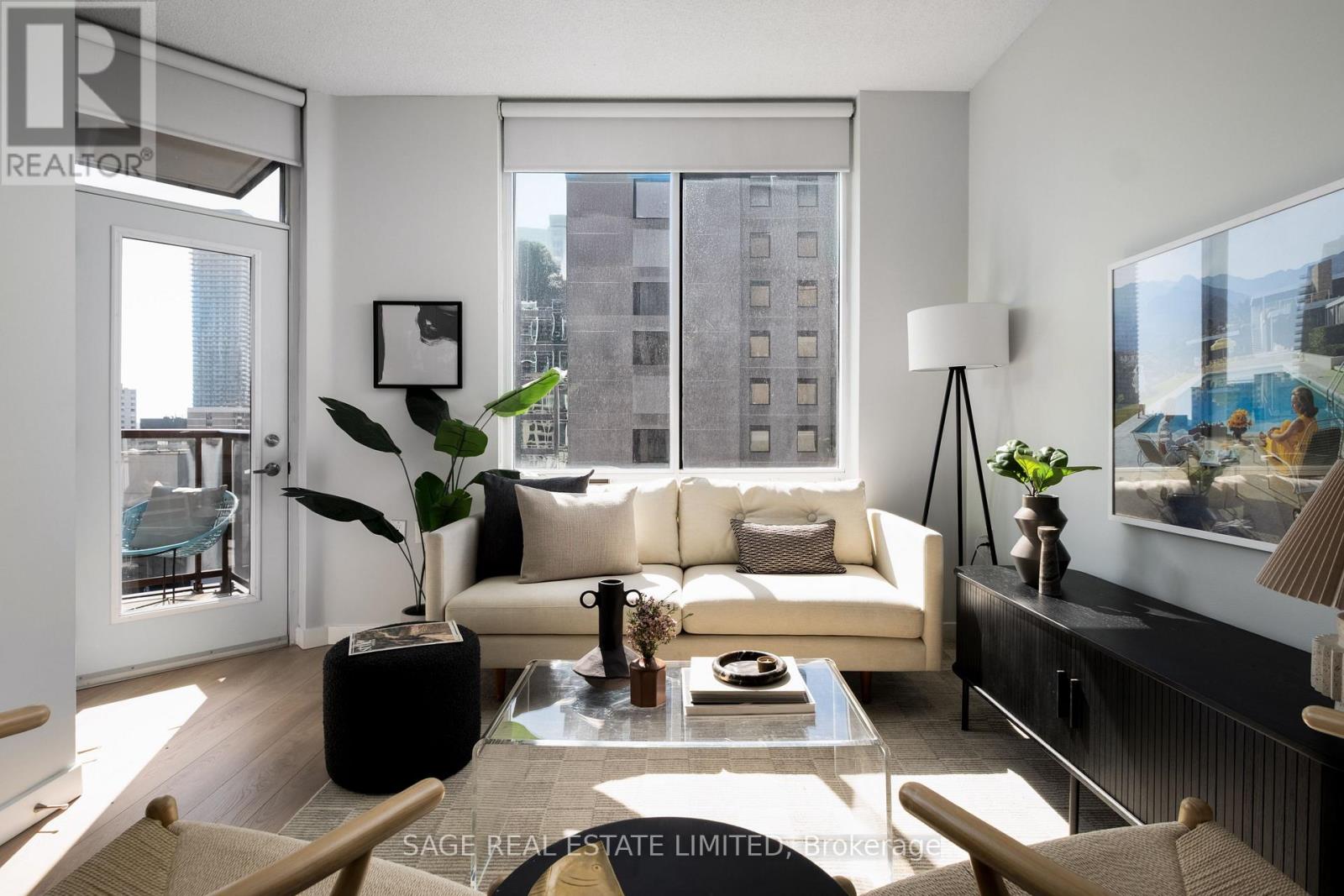 1713 - 85 BLOOR STREET E