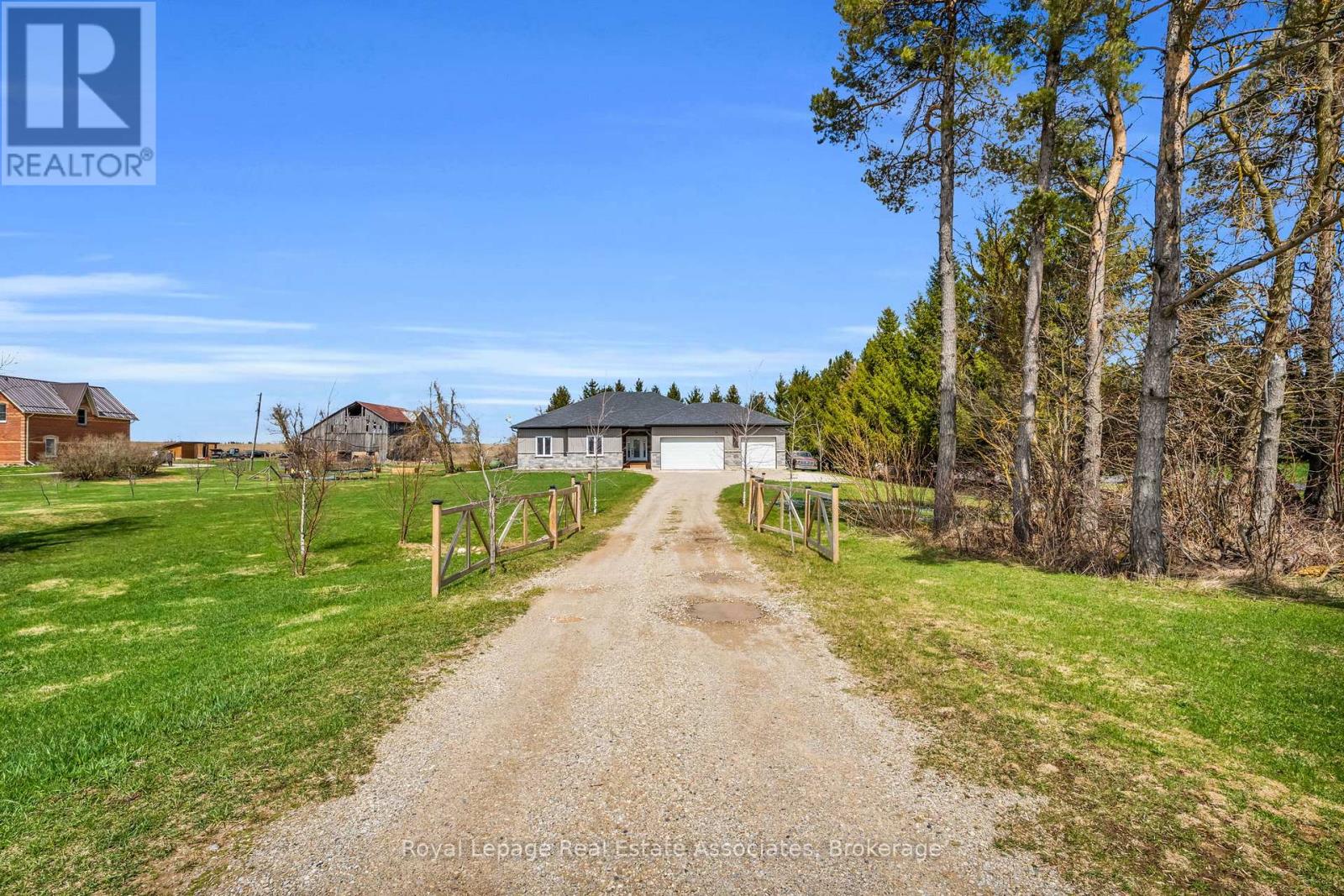 706183 COUNTY RD 21 - Image 2