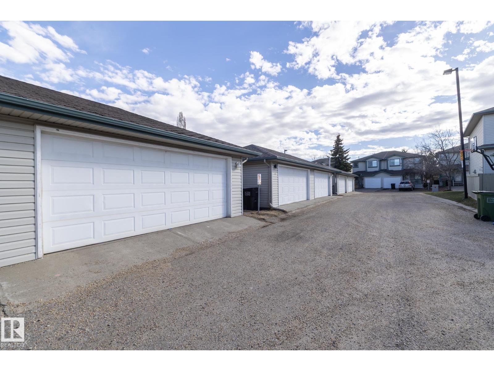 #50 14803 MILLER BV NW, Edmonton