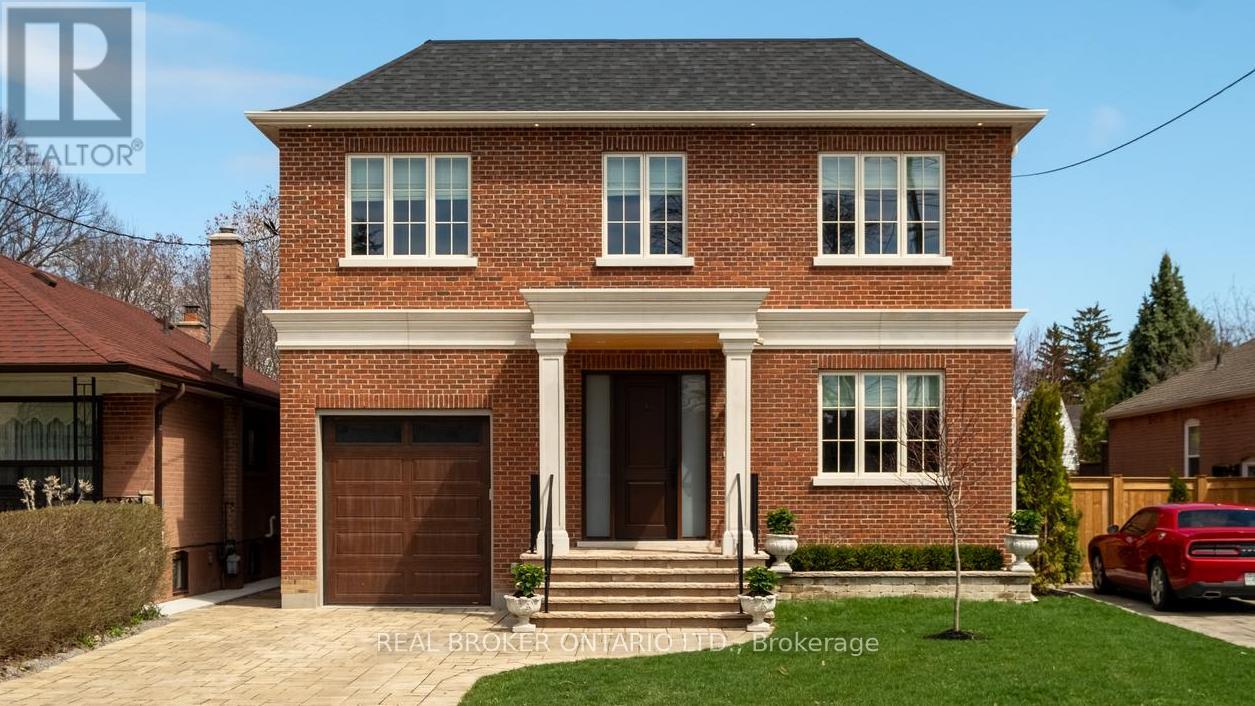 16 GLENSHAW CRESCENT