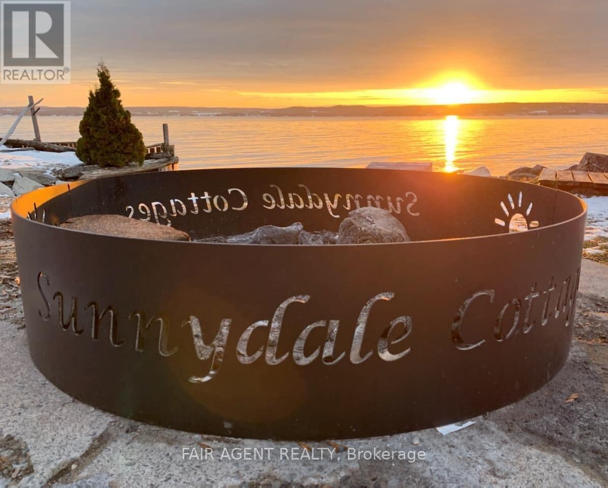 743022 & 743024 DAWSON POINT ROAD Property Photo