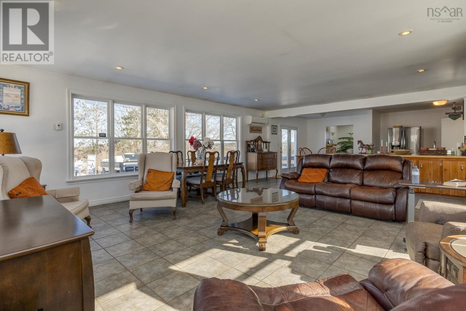 Property 11 of 50 of 8 Arabian Lane