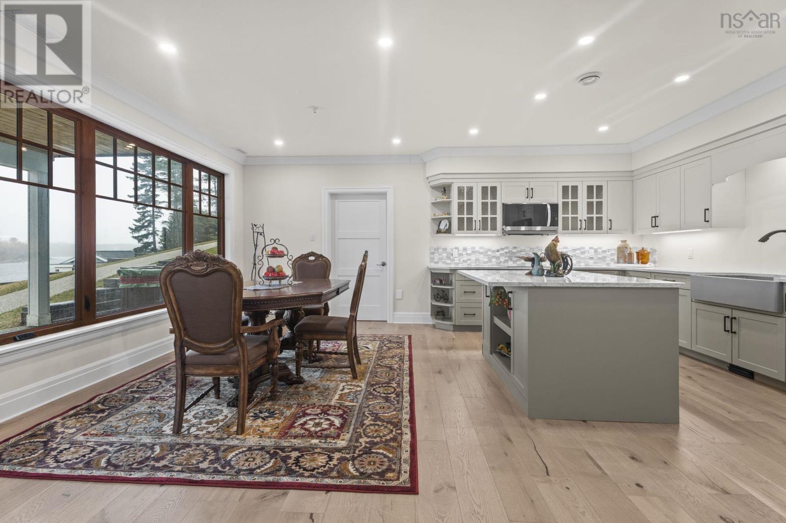 10 Mary Lane — photo 23