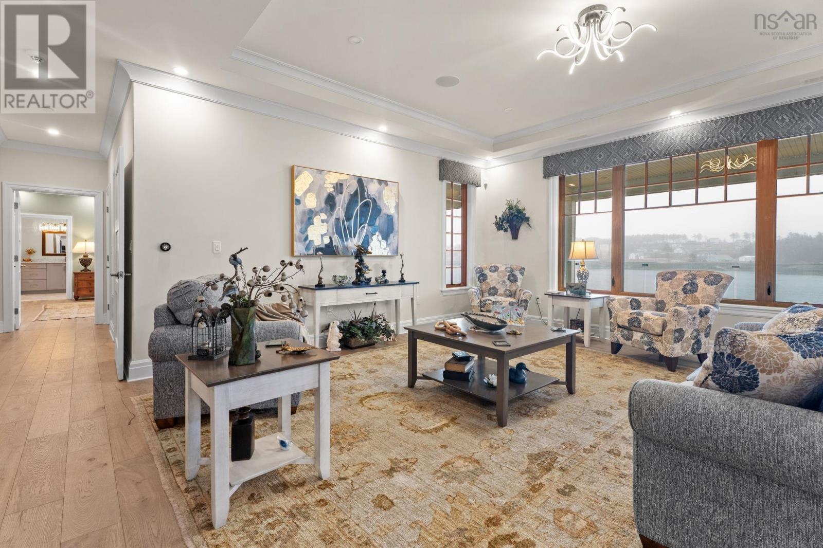 10 Mary Lane — photo 6