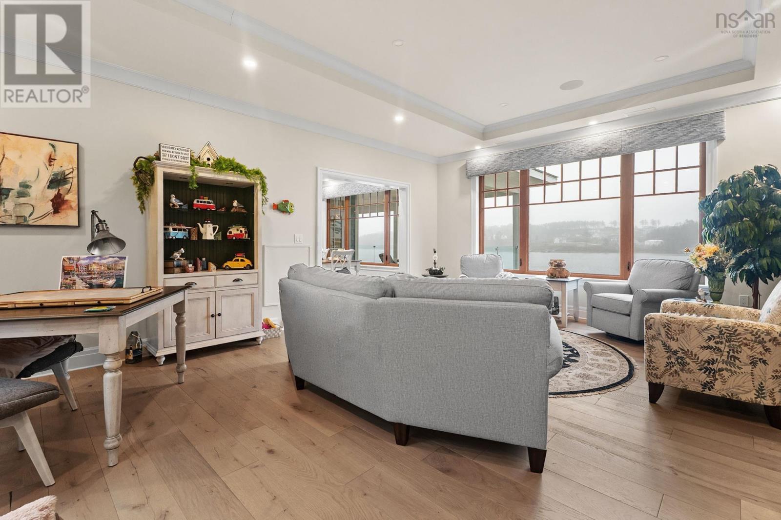 10 Mary Lane — photo 4
