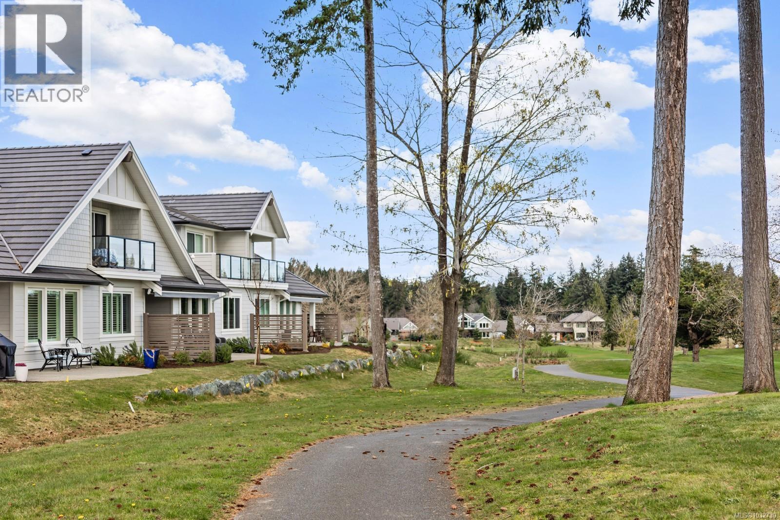 #145 1444 Crown Isle Dr - Image 3