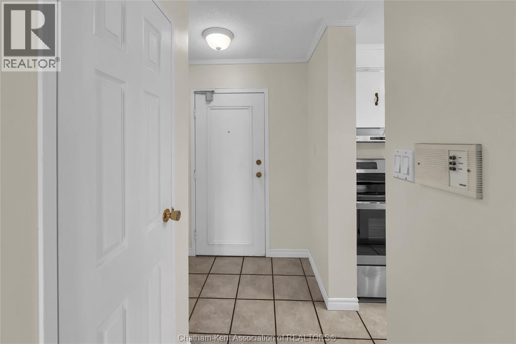975 Grand AVENUE West Unit# 304, Chatham, Ontario, N7L4Z6 — Photo 5