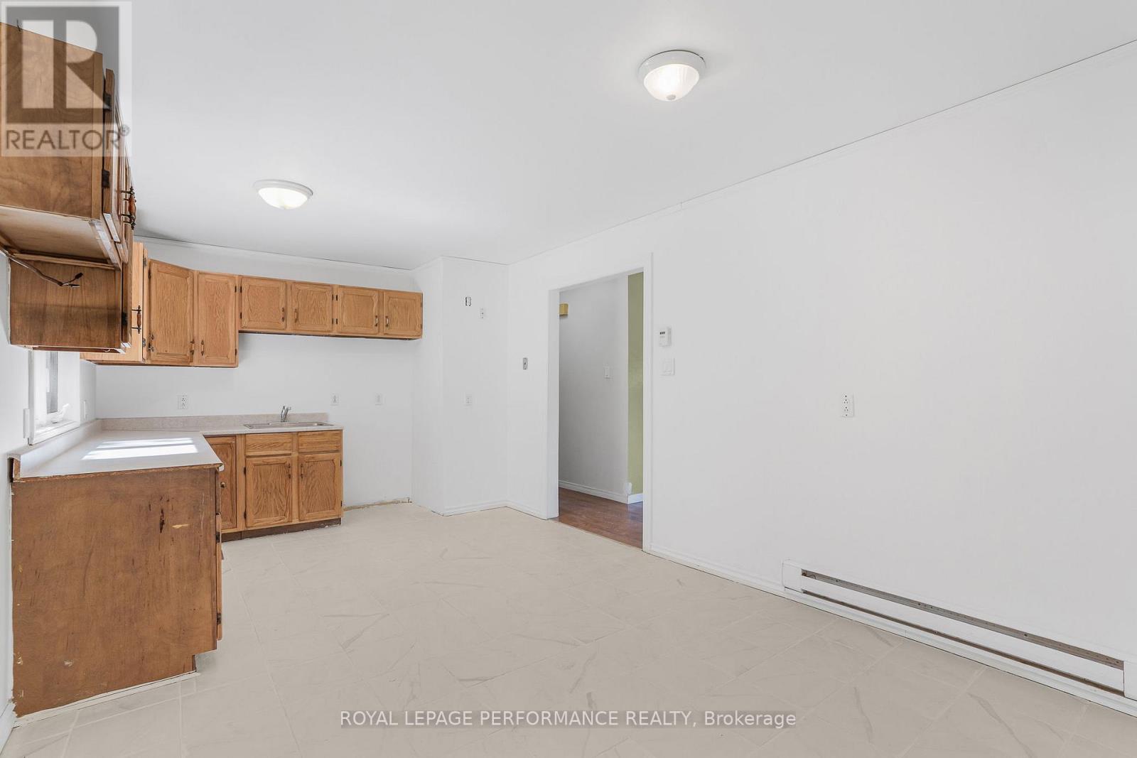 69 HOME AVENUE — photo 7