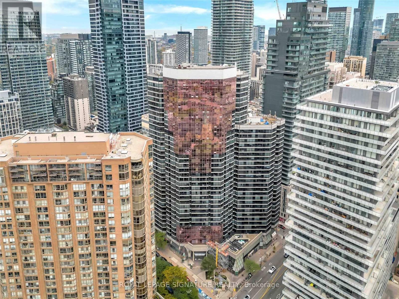 516 - 1001 BAY STREET