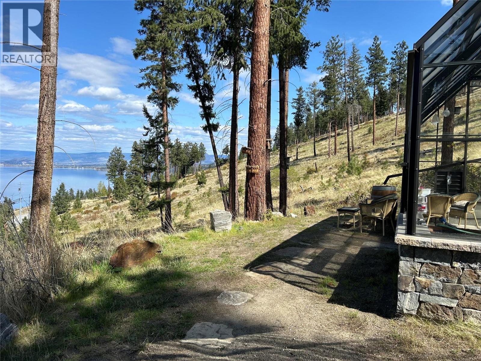  5715 Lakeshore Road, Kelowna