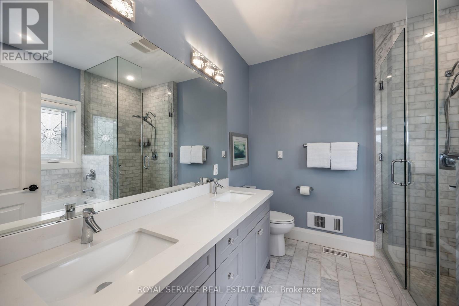 28 RUSTLEWOOD AVENUE - 19