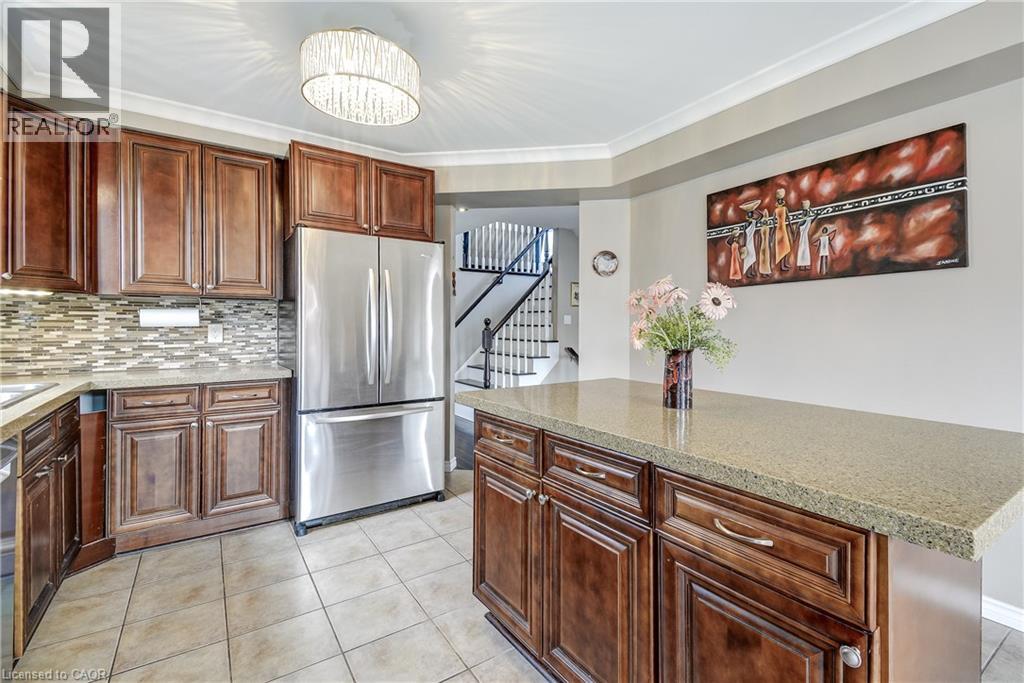 15 WAFFLER Crescent, Cambridge, Ontario, N1P1H6 — Photo 6