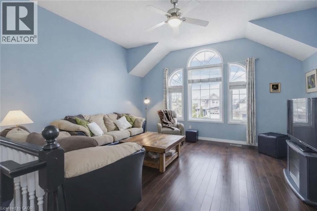 15 WAFFLER Crescent, Cambridge, Ontario, N1P1H6 — Photo 16