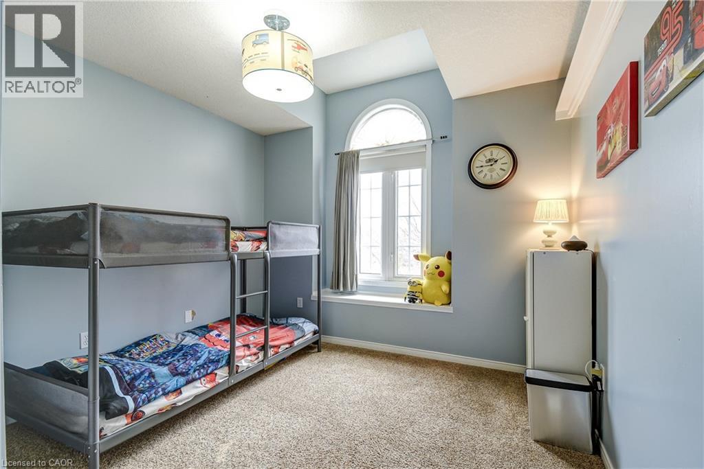 15 WAFFLER Crescent, Cambridge, Ontario, N1P1H6 — Photo 21