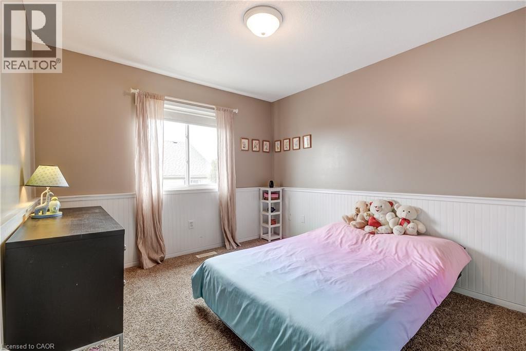 15 WAFFLER Crescent, Cambridge, Ontario, N1P1H6 — Photo 22