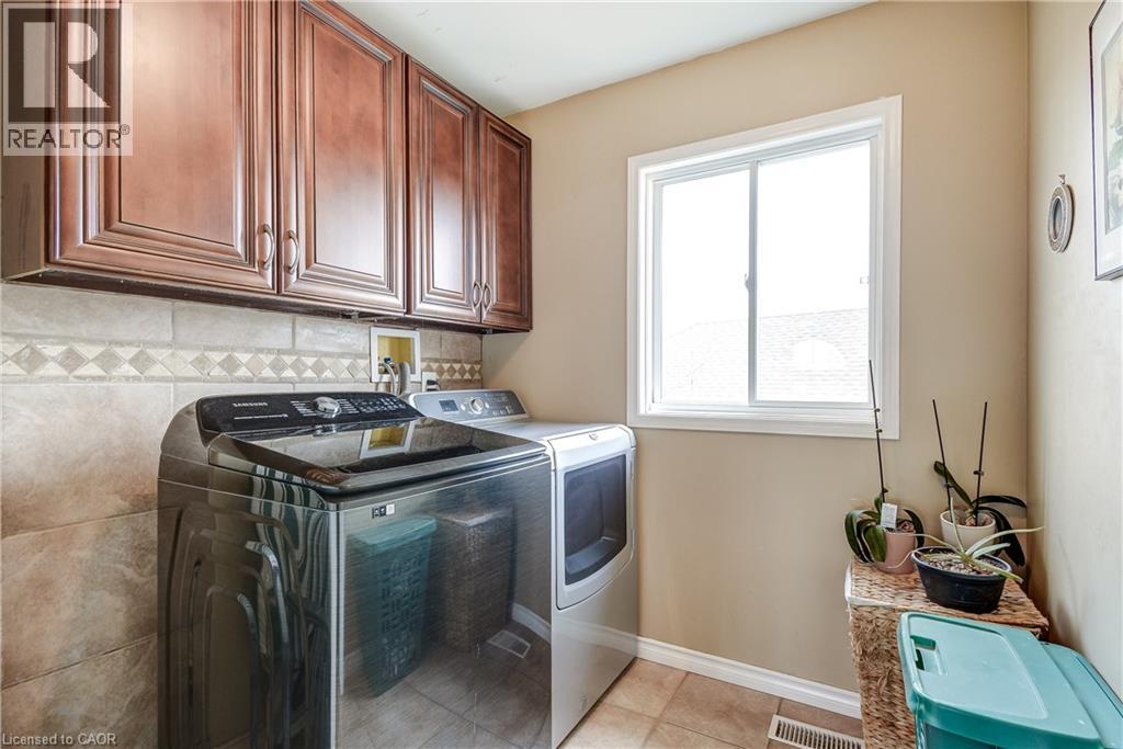 15 WAFFLER Crescent, Cambridge, Ontario, N1P1H6 — Photo 23